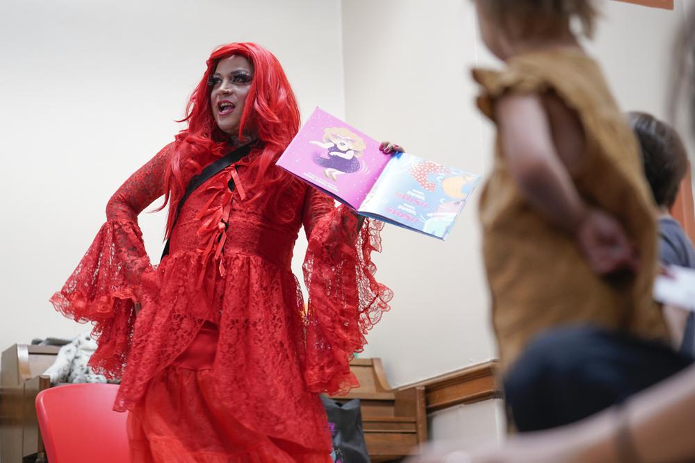 Story Hour Drag Queens